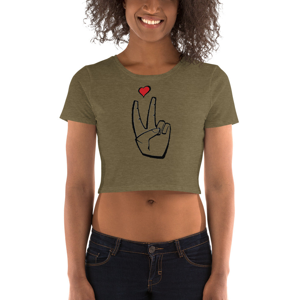 LoveAbove Crop Tee (blk)